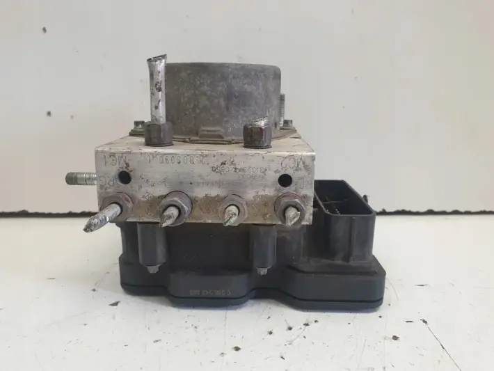 Renault Captur POMPA ABS hamulcowa 476608644R