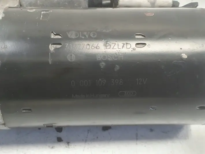 Volvo V70 III 2.0 D D3 ROZRUSZNIK bosch 31327066 0001109398