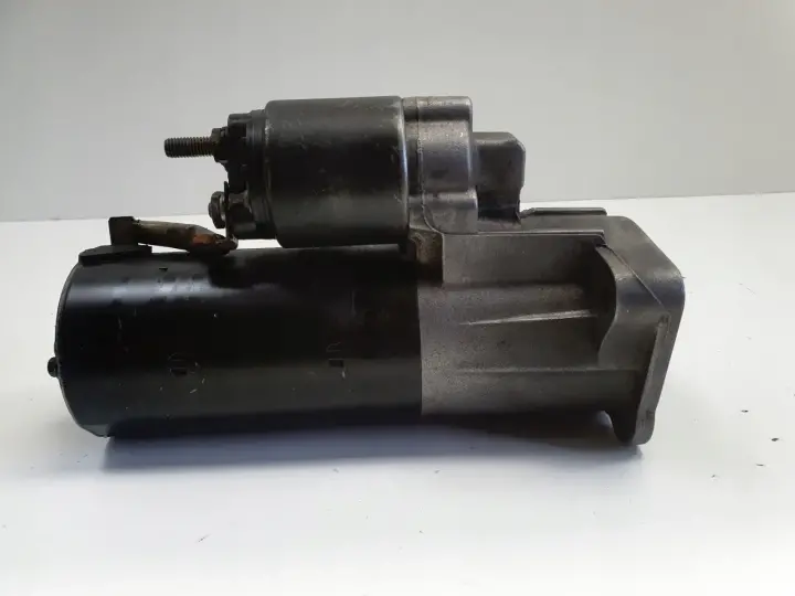 Audi A4 B6 1.9 TDI ROZRUSZNIK 0001124020 bosch