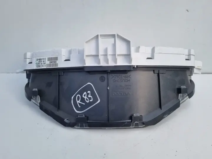 Volvo S40 II V50 1.8 2.0 16V LICZNIK ZEGARY europa 31296226