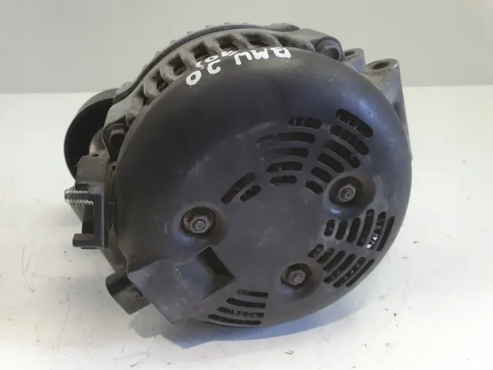 BMW E87 E90 2.0 i ALTERNATOR denso 7550468 170A