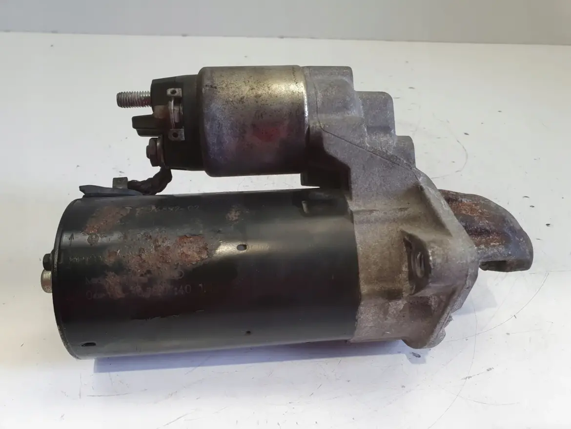 BMW E60 2.0 D ROZRUSZNIK bosch 7796892