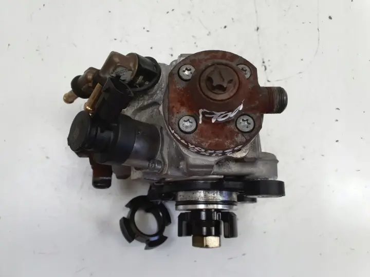 Volvo S60 II V60 2.0 D4 POMPA WTRYSKOWA paliwa