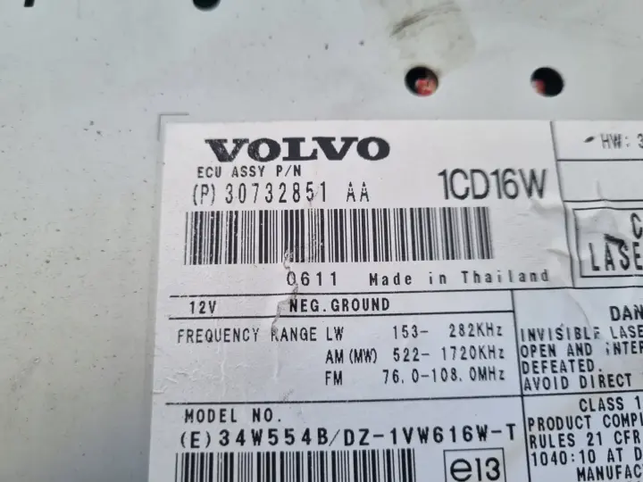 Volvo S40 II V50 RADIO CD radioodtwarzacz CZYTNIK PŁYT 30732851AA 30732851
