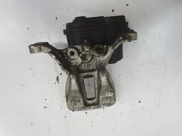 Toyota C-HR TYLNY ZACISK HAMULCOWY lewy tył A006B119B