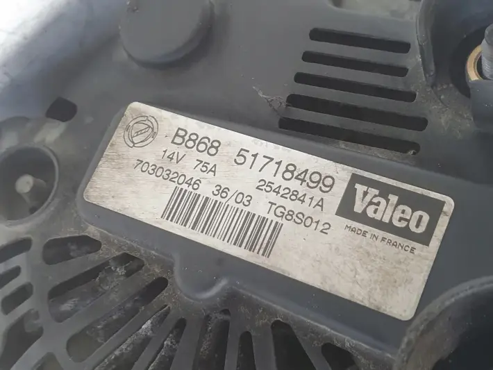 Fiat Punto II 1.3 M-JET ALTERNATOR valeo 51718499 75A