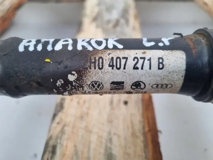 VW Amrok 2.0 BiTDI LEWA PRZEDNIA PÓŁOŚ półośka przód Automat 2H0407271B