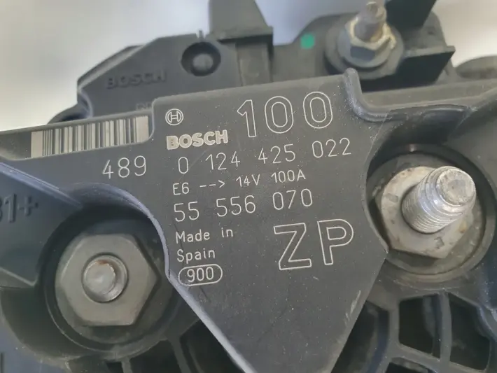 Opel Zafira A 1.6 16V ALTERNATOR 0124425022 ZP