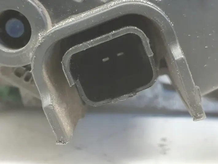 Nissan Primastar 2.0 DCI 02-16r ALTERNATOR P0687722 TG15C058