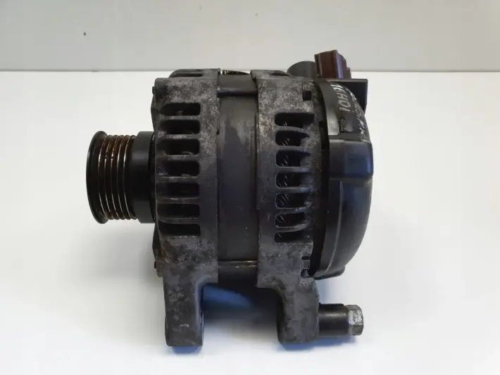 Ford Focus MK2 II 1.6 TDCI ALTERNATOR 3M5T-10300-YD