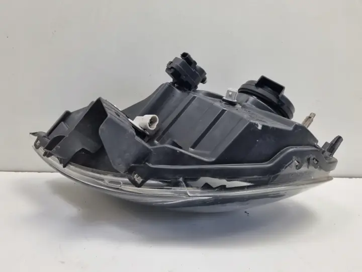 Renault Kangoo LIFT 03-08r PRZEDNIA LAMPA PRAWA PRAWY PRZÓD 8200589037
