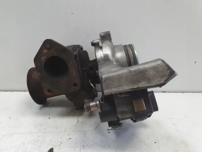 BMW E87 E90 E91 2.0 D N47 TURBOSPRĘŻARKA turbo 7810189C