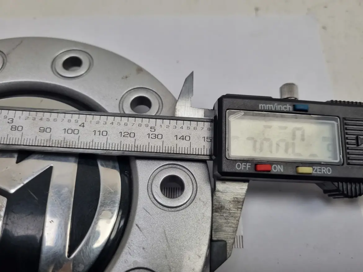 VW DEKIELEK FELGI Kapsel kołpak 1J0601149A 148mm