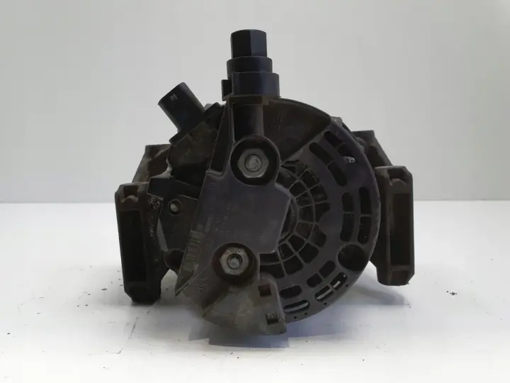 Opel Vectra C 2.2 DIRECT ALTERNATOR 100A 0124325168 bosch