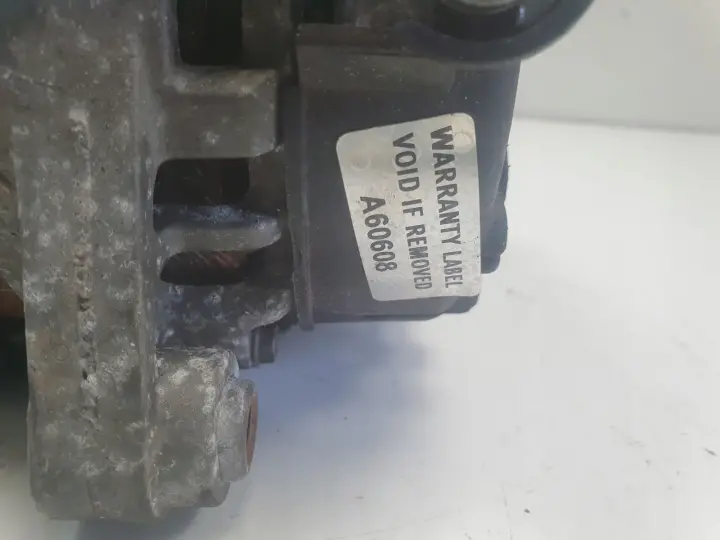 Hyundai i30 1.6 CRDI ALTERNATOR valeo 2611067 130A