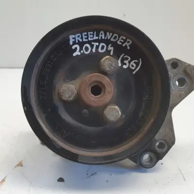 Land Rover Freelander 2.0 TD4 POMPA WSPOMAGANIA QVB101453