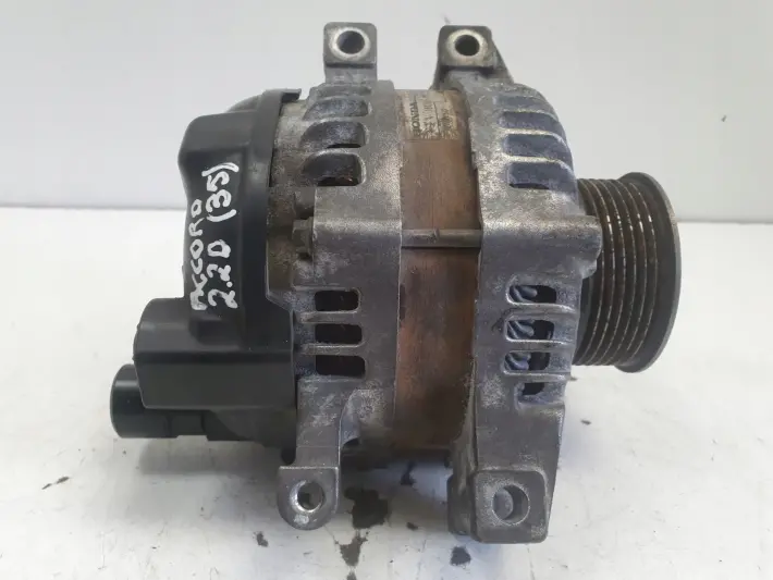 Honda Accord VII Civic VIII 2.2 iCDTI ALTERNATOR denso 104210-4860