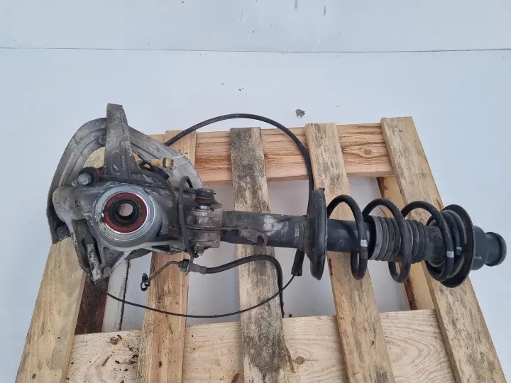 Porsche Boxster 986 LEWY TYLNY AMORTYZATOR Piasta zwrotnica tył 98633165720