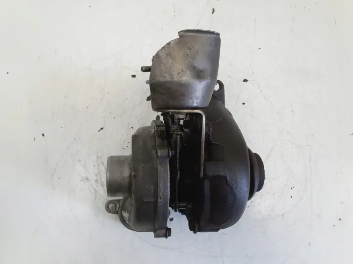 Volvo S40 II V50 1.6 D TURBOSPRĘŻARKA turbo 9657248680