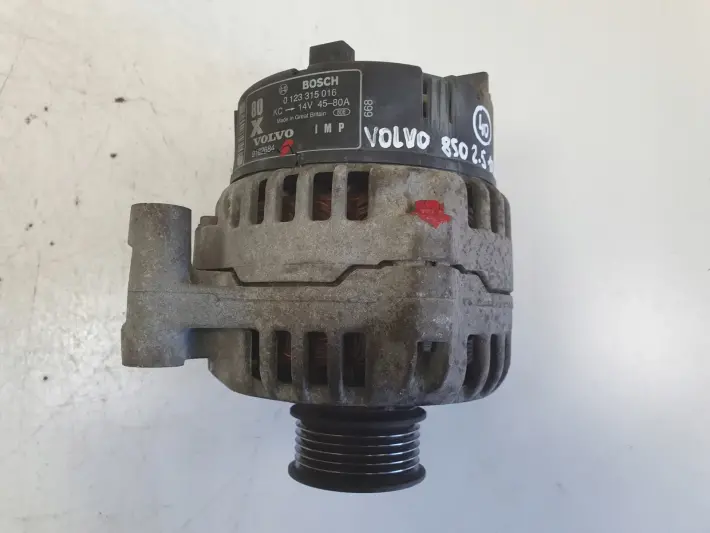 Volvo S40 V40 1.8 16V ALTERNATOR 0123315016 valeo
