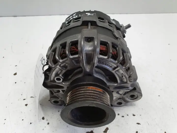 Volvo V40 II 2.0 D D2 ALTERNATOR 150A 31419101