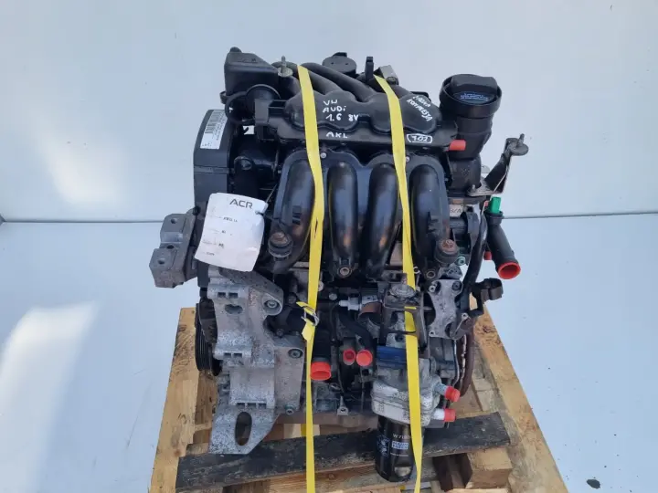 SILNIK KOMPLET Skoda Octavia I 1.6 SR 8V 101KM kompresja ok AKL