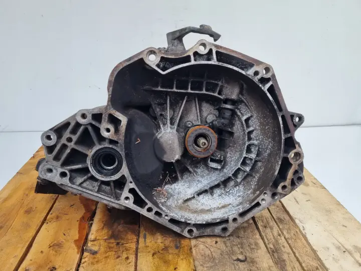 Opel Signum 1.6 1.8 16V SKRZYNIA BIEGÓW F17C374 manualna