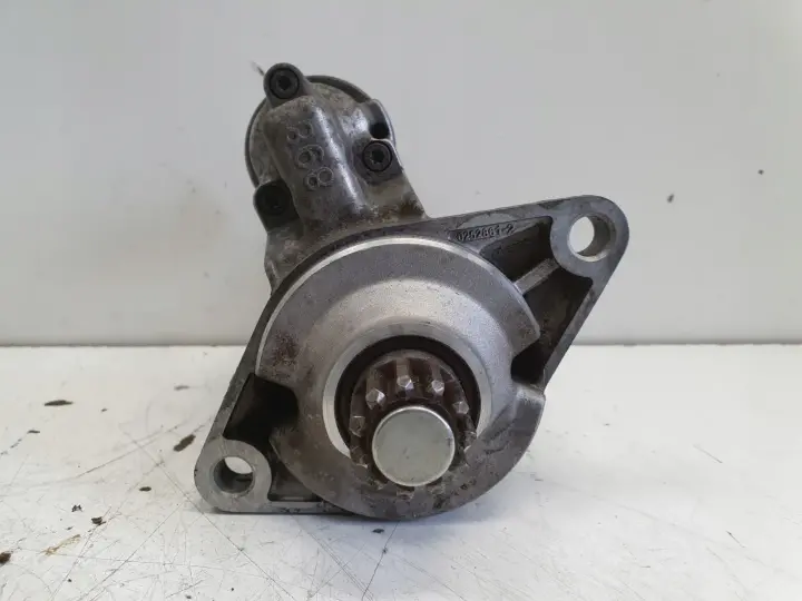VW Passat B7 2.0 TDI ROZRUSZNIK 02E911024A bosch