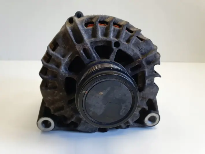 Volvo V60 S60 II 1.6 D2 ALTERNATOR valeo 30659390 150A