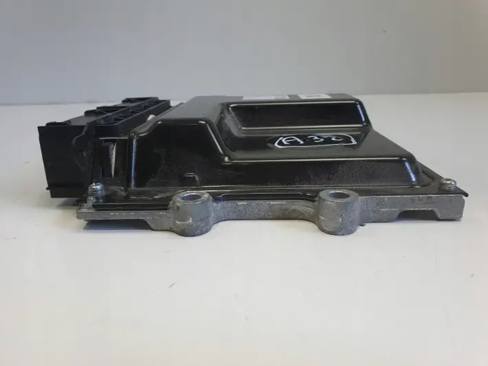 Volvo V40 II 2.0 D STEROWNIK SILNIKA komputer 31312486