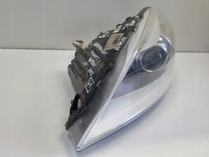 Volvo XC60 PRZEDNIA LAMPA LEWA LEWY PRZÓD BIXENON BI XENON SKRĘTNY 30763135