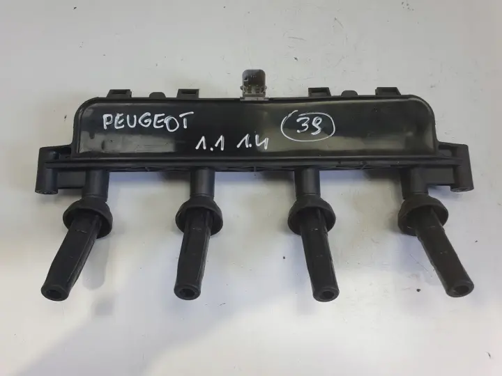 Peugeot Citroen 1.1 1.4 8V CEWKA ZAPŁONOWA NGK U6005