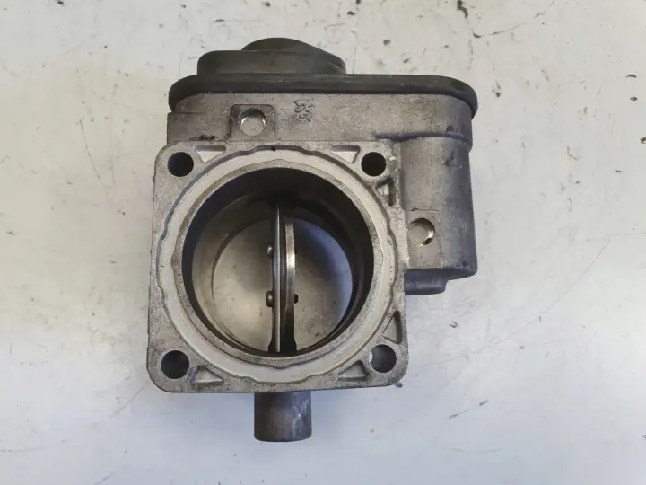 VW Golf IV 1.9 SDI PRZEPUSTNICA 038128063C