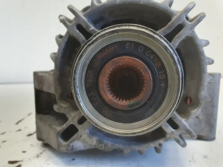 Opel Corsa D 1.3 CDTI ALTERNATOR 13256932