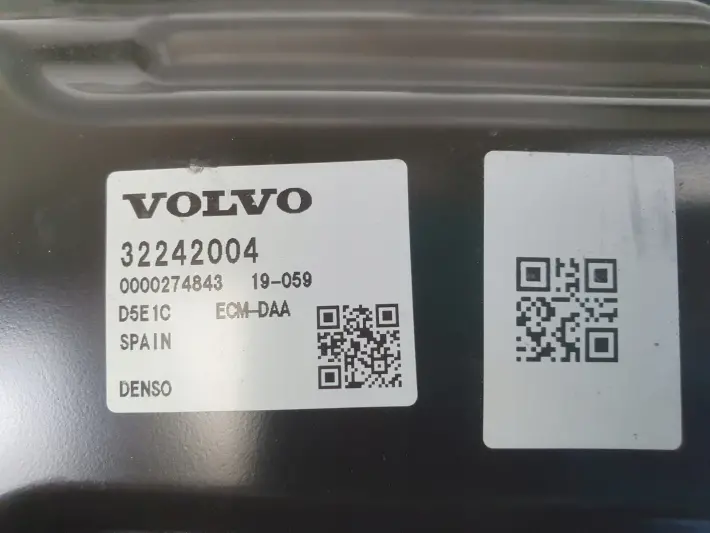 Volvo V60 II 2.0 I KOMPUTER SILNIKA sterownik 32242004
