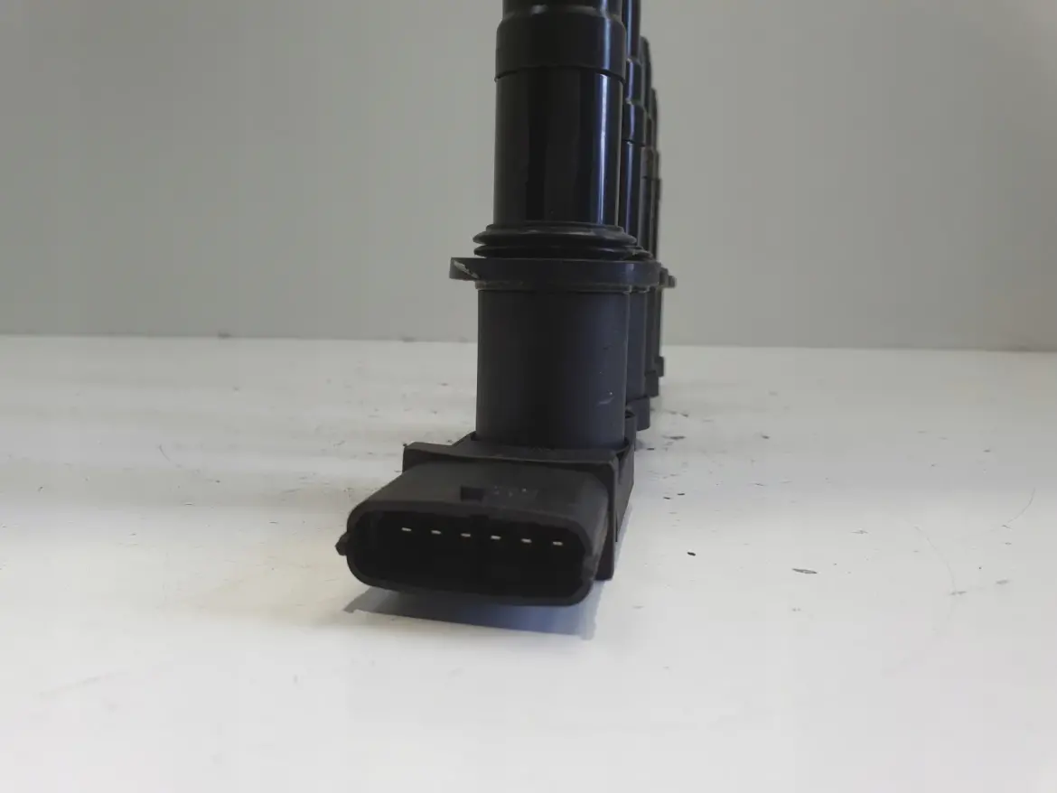 Opel Astra III H 1.6 16V CEWKA ZAPŁONOWA