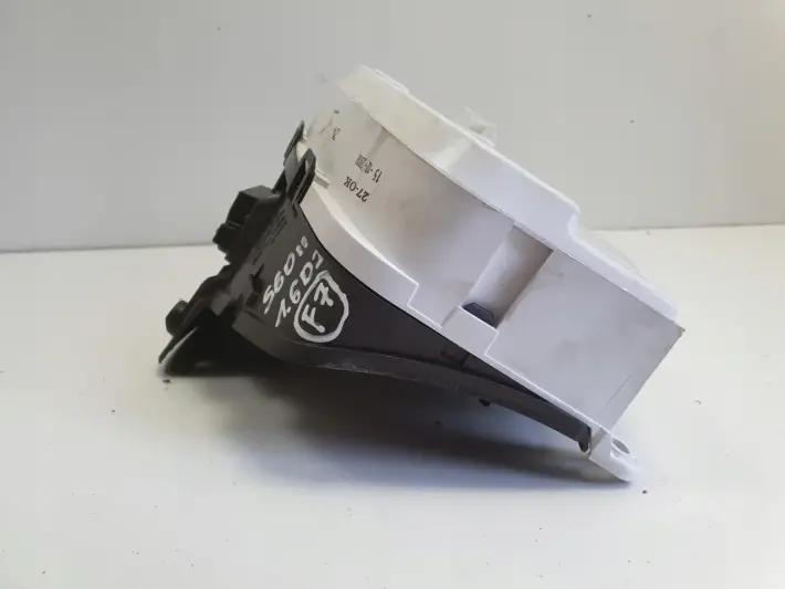 Volvo XC60 V60 S60 II 1.6 D2 diesel LICZNIK ZEGARY Europa 31327582AA