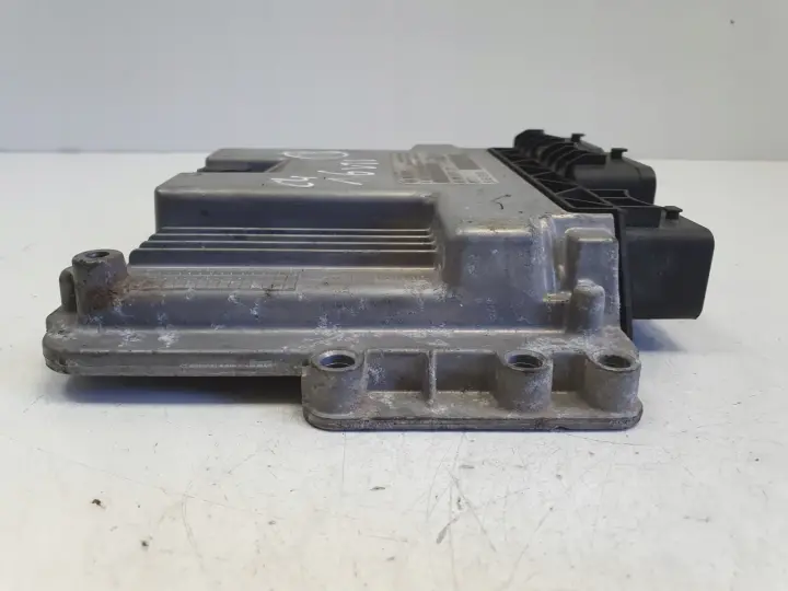 Citroen C4 1.6 16V VTi STEROWNIK SILNIKA komputer 0261S05190
