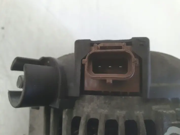 Ford Focus MK2 II 1.6 TDCI ALTERNATOR LRA02815