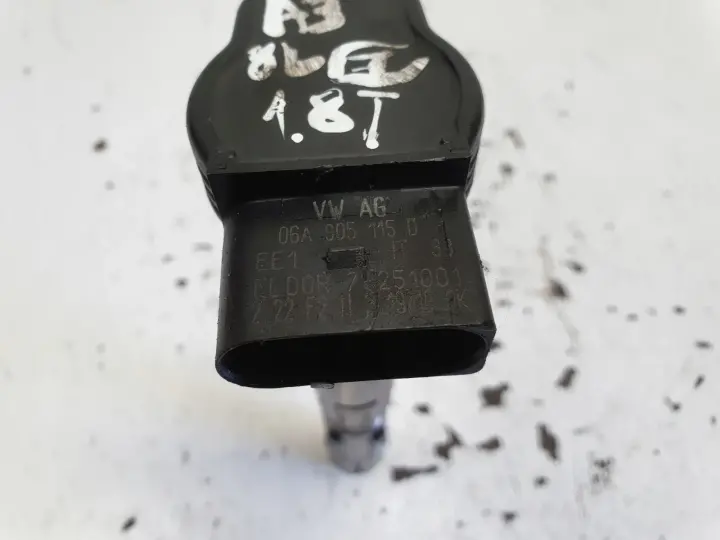 Audi A3 8L 1.8 T turbo CEWKA ZAPŁONOWA 06A905115D