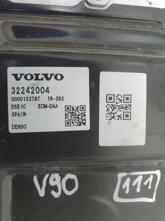 Volvo XC60 II 2.0 T6 STEROWNIK SILNIKA komputer 32242004