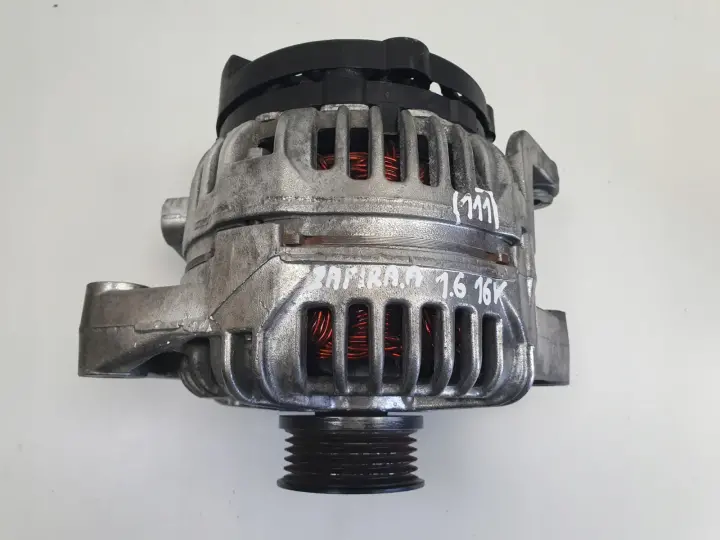 Opel Zafira A 1.6 16V ALTERNATOR 0124425022 ZP