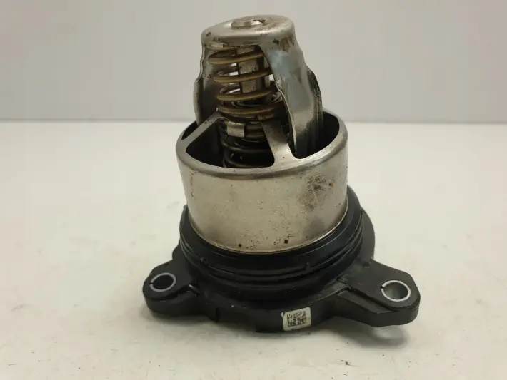Audi A5 S5 3.0 TFSI TERMOSTAT 06M121115G