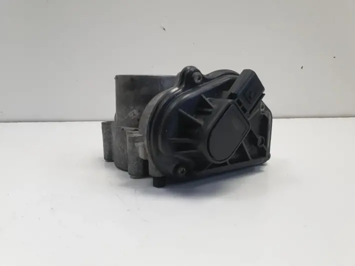Ford Focus MK2 1.6 16V PRZEPUSTNICA 2S6U-9E927-F