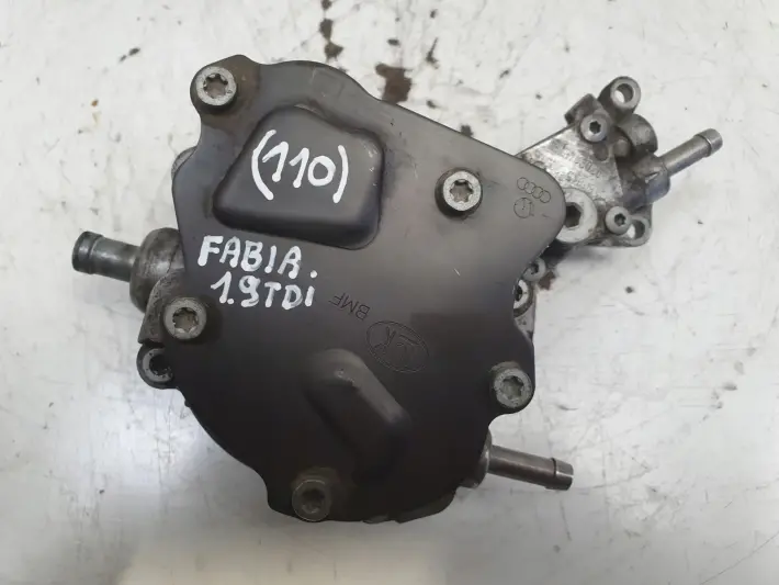 Skoda Fabia I 1.9 TDI 99-08r POMPA VACUM wakum LUK 038145209E