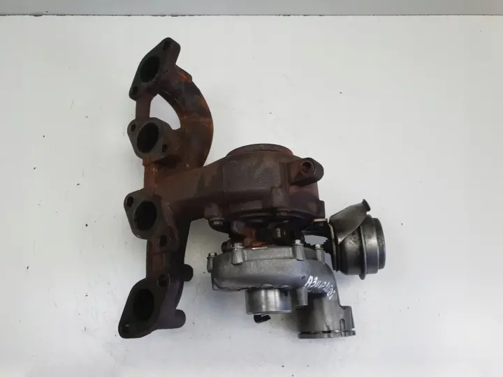 Audi A3 II 8P VW Passat B6 1.9 TDI TURBOSPRĘŻARKA turbo 03G253014H