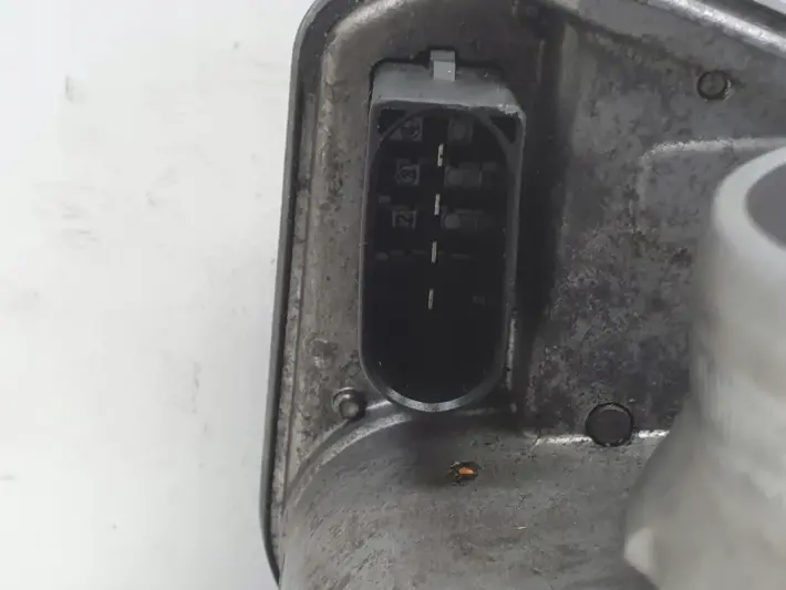 BMW E87 E90 2.0 D PRZEPUSTNICA 780437302