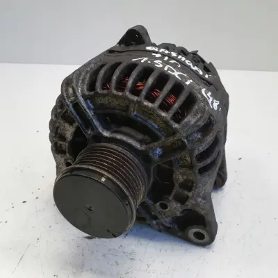 Nissan Qashqai 1.5 DCI ALTERNATOR bosch 0124525140