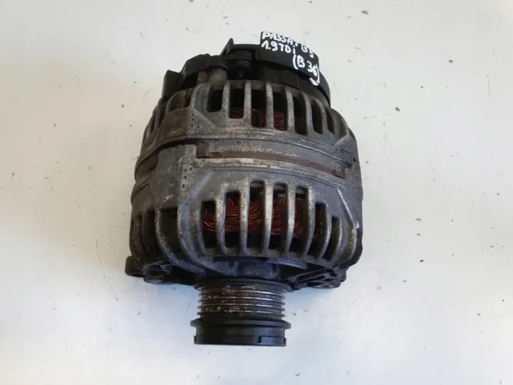 VW Passat B5 FL 1.9 TDI ALTERNATOR 028903031 0124515083 120A bosch
