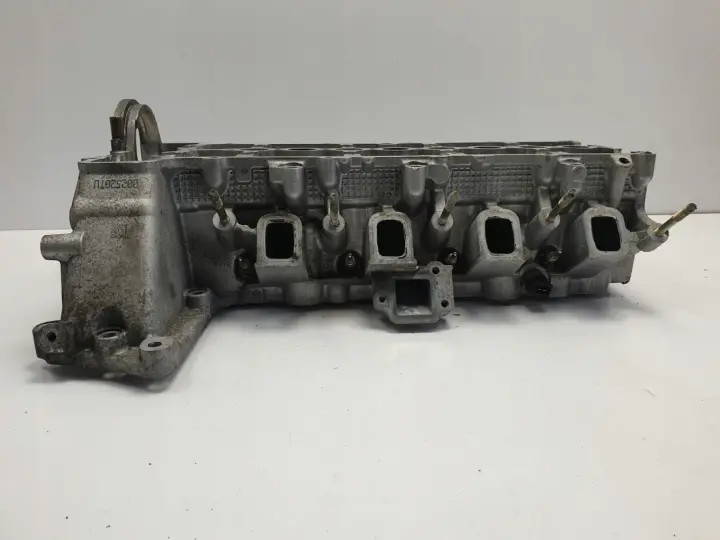 BMW E90 E91 2.0 D GŁOWICA CYLINDRÓW 778752105